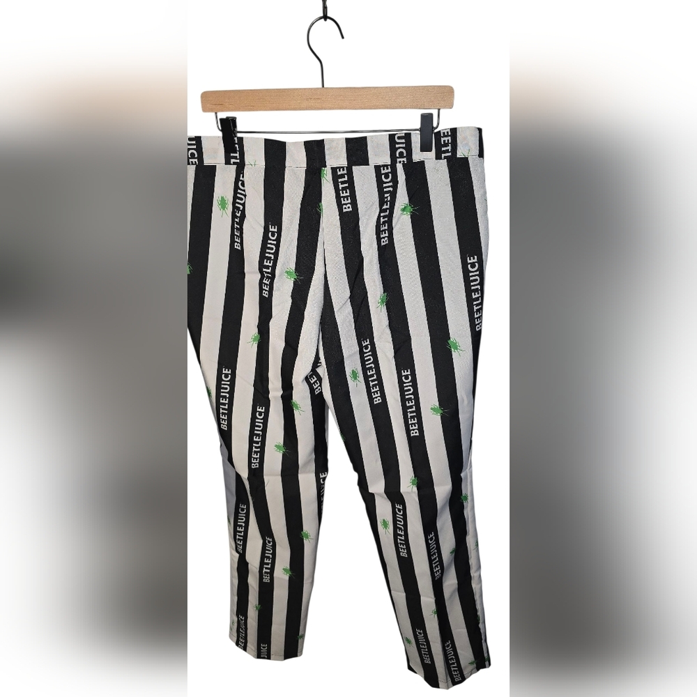 Offstream BEETLEJUICE Striped Black and White Suit Large - Picture 13 of 16